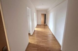 Wohnung mieten in Kuhlendahlerstr., 42553 Velbert, Barrierefreie Wohnung im 4. OG mit Aufzug zu vermieten