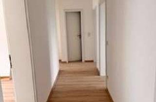 Wohnung mieten in Bergstraße 54/55, 54295 Trier, Erstbezug nach Sanierung mit Balkon: Attraktive 3-Zimmer-Wohnung in Trier