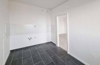 Wohnung mieten in Steigerstraße 21, 06295 Lutherstadt Eisleben, Ihr neues Zuhause: 3 Zimmer, großer Balkon & helle Küche !