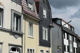 Haus kaufen in 42799 Leichlingen, Altbergische Eleganz trifft zeitlose Moderne – Stilvolles Stadtwohnen in Leichlingen