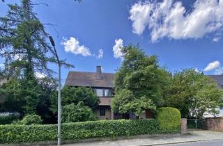 Haus kaufen in 90547 Stein, TOP LAGE STEIN BEI NÜRNBERG: ZWEIFAMILIENHAUS IM BUNGALOWSTIL MIT GROSSER GARAGE UND TRAUMGARTEN