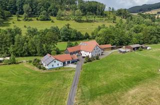 Haus kaufen in 36115 Hilders, Rhöner Hofstelle mit nachhaltiger Energieversorgung – Wohnen & Wirken im Einklang mit der Natur
