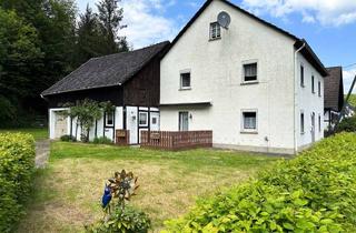Einfamilienhaus kaufen in 51491 Overath, Overath-Immekeppel:Freistehendes Einfamilienhaus mit schönem Garten und angebauter Scheune