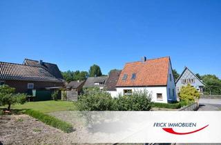 Einfamilienhaus kaufen in 23701 Eutin, Einfamilienhaus mit großem Garten und Teilkeller in zentraler Lage