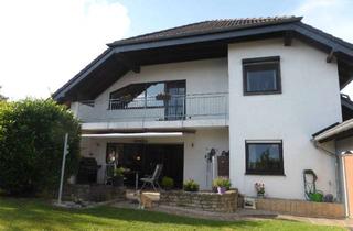 Haus kaufen in Heiligenweg 17, 53539 Welcherath, Nürburgring-Fans aufgepasst: stilvoller Familien-Wohntraum m.Garten, Terrasse, Balkon, Doppel