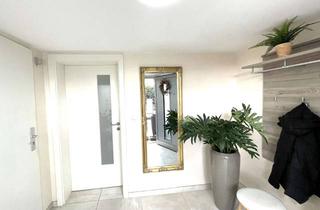Reihenhaus kaufen in 30823 Garbsen, Raumwunder im Reihenhaus: Ideal für Familie oder Paar mit Garten, Balkon und Garage