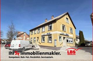 Haus kaufen in 72510 Stetten, Interessantes Zweifamilienhaus mit Büroräumen und 5 Stellplätzen im Herzen von Stetten