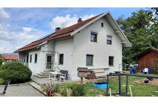 Haus kaufen in 94136 Thyrnau, Bei Thyrnau - Zweifamilienhaus mit 10 KW PV-Anlage für nur € 365.000,--