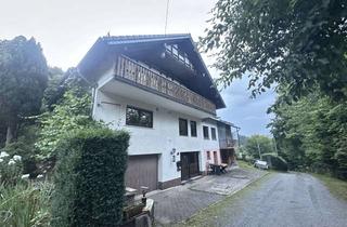 Einfamilienhaus kaufen in Am Hamberg 49, 57399 Kirchhundem, Großes Einfamilienhaus in Waldrandlage ***B&B Immobilienmakler UG***