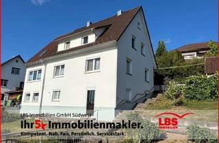 Haus kaufen in 72172 Sulz, Zweifamilienhaus mit 3 Garagen und herrlicher Aussichtslage