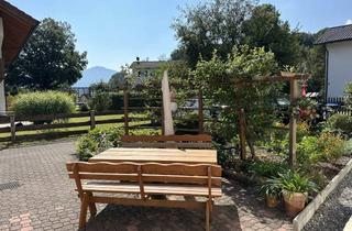 Haus kaufen in 82439 Großweil, Ländliches Idyll mit Bachlauf und Fischweiher in Grossweil