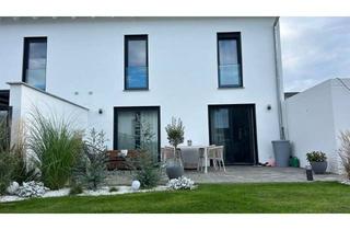 Haus mieten in 04552 Borna, Einziehen und Wohlfühlen. Doppelhaushälfte mit Terrasse, 2 Bädern usw. im Leipziger Süden