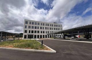 Gewerbeimmobilie kaufen in 71296 Heimsheim, INVESTMENT - Großes "Gewerbegrundstück" mit 166 Stellplätzen + modernem Bürogebäude