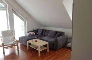 Sozialwohnungen mieten in Siegener Straße 5a, 51580 Reichshof, WBS erforderlich - Lichtdurchflutete, freundliche 3-Zimmer-Dachgeschosswohnung mit Balkon