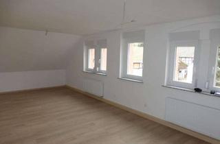 Wohnung mieten in 08132 Mülsen, Hochwertig sanierte DG 3-Raum Wohnung mit neuem Bad in Mülsen (Erstbezug)
