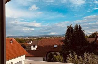 Wohnung mieten in Weißdornweg 22, 34125 Wolfsanger/Hasenhecke, Attraktive 2-Zimmer-Dachgeschosswohnung mit Fernblick