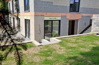 Wohnung mieten in 57614 Steimel, Ansprechende 4-Zimmer-Wohnung mit gehobener Innenausstattung mit Terrasse und Garten in Steimel