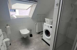 WG-Zimmer mieten in Bahnhofstraße, 72622 Nürtingen, Möbliertes Zimmer in netter 3er-WG in Nürtingen zur Zwischenmiete (Okt. – März)