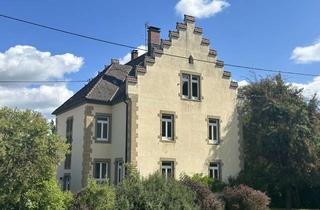 Haus kaufen in Alemannenstraße 33, 78187 Geisingen, Denkmal: Herrliches Pfarrhaus von 1897, Nähe Geisingen (Erbpachtgrdst)