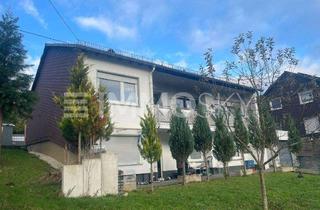 Haus kaufen in 57250 Netphen, Hier hat jeder sein eigenes Zimmer! Charmantes 2-Familienhaus