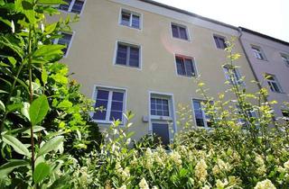 Wohnung mieten in 09126 Chemnitz, Chemnitz - Wohnen mit Balkon + Einbauküche in ruhiger Lage!