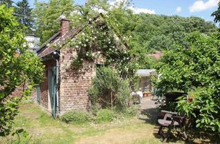 Haus kaufen in 40699 Erkrath, romantisches Stadthausensemble
