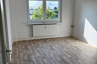 Wohnung mieten in Berringerstraße, 18146 Rostock, Renovierte 3- Zimmer Wohnung zum Einzug bereit