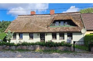 Einfamilienhaus kaufen in 18573 Samtens, Samtens - Charmantes Einfamilienhaus mit Garten in ruhiger Lage