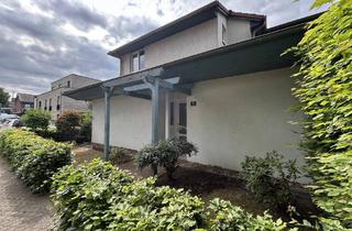 Wohnung kaufen in 27798 Hude, Hude (Oldenburg) - Keine Käuferprovision ! Helle Erdgeschosswohnung mit überdachtem Eingang, Terrasse und Stellplatz