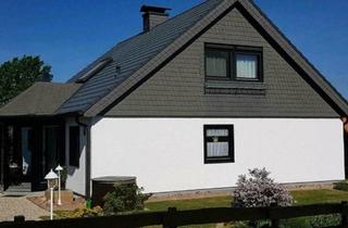 Einfamilienhaus kaufen in 31749 Auetal, Auetal - Großes Haus mit Doppelgarage, Garten & PV - Rannenberg