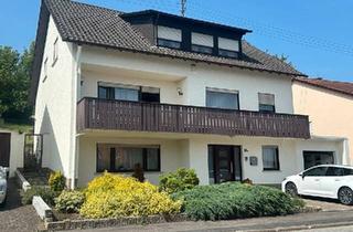 Mehrfamilienhaus kaufen in 66802 Überherrn, Überherrn - Freistehendes großes Ein-Mehrfamilienhaus in Berus von Privat