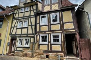 Haus kaufen in 36199 Rotenburg, Rotenburg an der Fulda - Fachwerkhaus in Rotenburg in a.d.F. mit Garten und Parkplatz