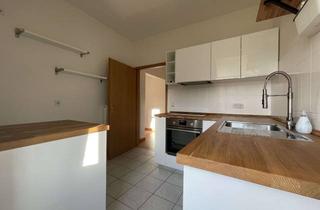 Wohnung kaufen in 99084 Altstadt, traumhafter Grünblick Mitten in Erfurt! EBK, großzügiges Wohnen, Wannenbad mit Fenster....