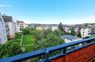 Wohnung kaufen in Calvinstr. 44, 07545 Gera-Ost, Bezaubernde DG-Maisonette-3-Zi.-Whg. Sanierter Altbau, ruhige Lage, gr. W-Blk. mit Weitblick