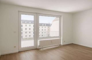 Wohnung mieten in Meidestraße 21, 27576 Lehe, Barrierearme Zwei-Zimmer-Wohnung mit Aufzug, großem Südbalkon und Stellplatz
