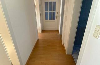 Wohnung mieten in Robert-Mayer-Straße 52, 60486 Bockenheim, Bockenheim Highlight! 3-Zimmer-Dachgeschosswohnung in Bestlage ✨