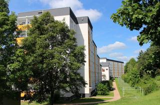 Wohnung mieten in Dr.-Otto-Just-Straße, 08468 Reichenbach, Wohnen nach deinem Geschmack! Neu zu sanierende, gemütliche 3-Raum-Wohnung mit Balkon