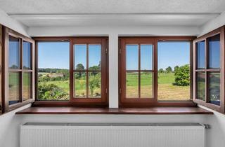 Wohnung mieten in 74575 Schrozberg, Stilvolle 4-Zimmer Wohnung mit Balkon und Gartenabteil, Einbauküche, Garagen-und Außenstellplatz