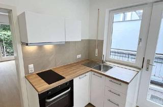 Wohnung mieten in Waldstraße 28, 91054 Erlangen, Kernsanierte 1,5 Zimmer Wohnung mit Terrasse in Top-Lage von Erlangen - sofort bezugsfrei