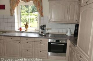 Wohnung mieten in 36088 Hünfeld, WOHNEN auf dem Land? DG-Wohnung mit Wanne, Dusche u. EBK in ruhiger Ortsrandlage