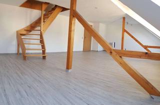 Wohnung mieten in Fritz-Matschke-Straße, 09113 Schloßchemnitz, Maisonettewohnung im Dachgeschoss - 4 Zimmer Wohnung in Chemnitz / Schloßchemnitz