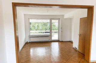 Wohnung mieten in 66740 Saarlouis, Helle 2-3 ZKB mit Balkon & Loggia in Saarlouis Vogelsang – EBK, 87 m²