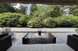 Villa kaufen in 26169 Friesoythe, Exklusive, wunderschöne Reetdachvilla mit toller Parkanlage in Markhausen, Friesoythe zu verkaufen