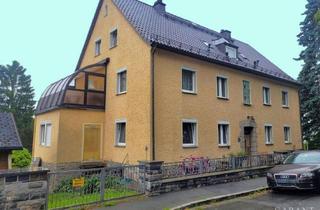 Mehrfamilienhaus kaufen in 95119 Naila, Großes Mehrfamilienhaus - ideal zur Kapitalanlage oder für Selbstnutzer