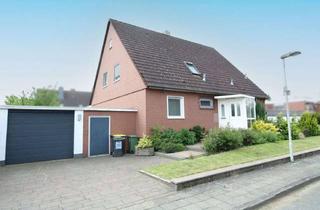 Einfamilienhaus kaufen in 38124 Stöckheim-Leiferde, Charmantes Einfamilienhaus mit Schwimmhalle, Wintergarten und Kamin – Okal Fertighaus