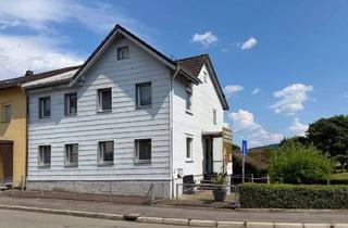 Haus kaufen in 73547 Lorch, Zweifamilienhaus mit vielen Möglichkeiten, großem Garten und Garage in Lorch