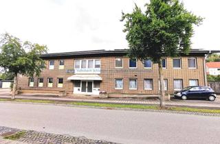 Mehrfamilienhaus kaufen in 33189 Schlangen, Mehrfamilienhaus mit über 1.000m² Wohn- und Nutzfläche