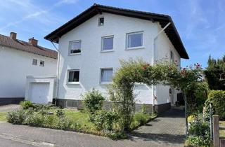 Haus kaufen in 35452 Heuchelheim, 35452 HeuchelheimGroßes Wohnhaus mit Garage und Garten in toller Lage