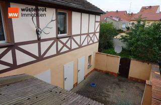 Haus kaufen in 02997 Wittichenau, Charmantes Reihenmittelhaus mit Potenzial und gemütlichem Innenhof