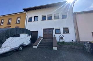 Einfamilienhaus kaufen in 66780 Rehlingen-Siersburg, Attraktives Einfamilienhaus in ruhiger Lage von Rehlingen-Siersburg-Fürweiler